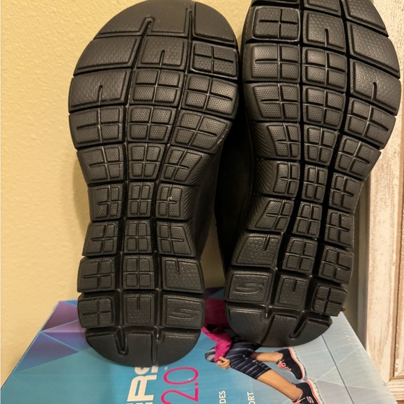 Flex Appeal 2.0 memory foam air-cooled athletic shoes - Picture 3 of 7